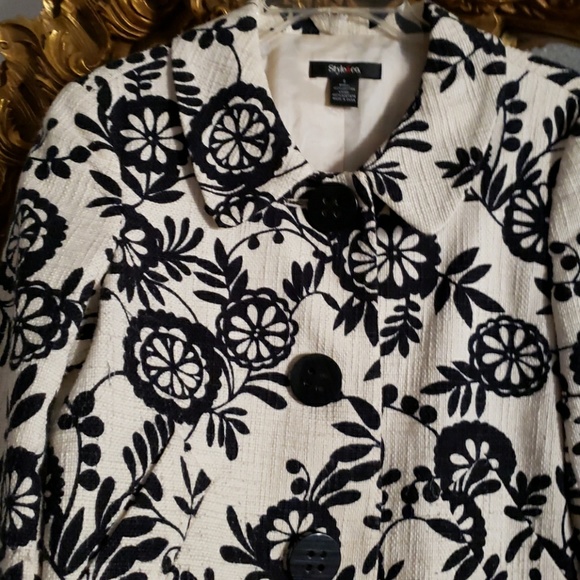 Jacket - Picture 2 of 3